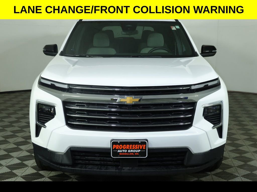 Used 2025 Chevrolet Traverse LT AWD/4WD image 7