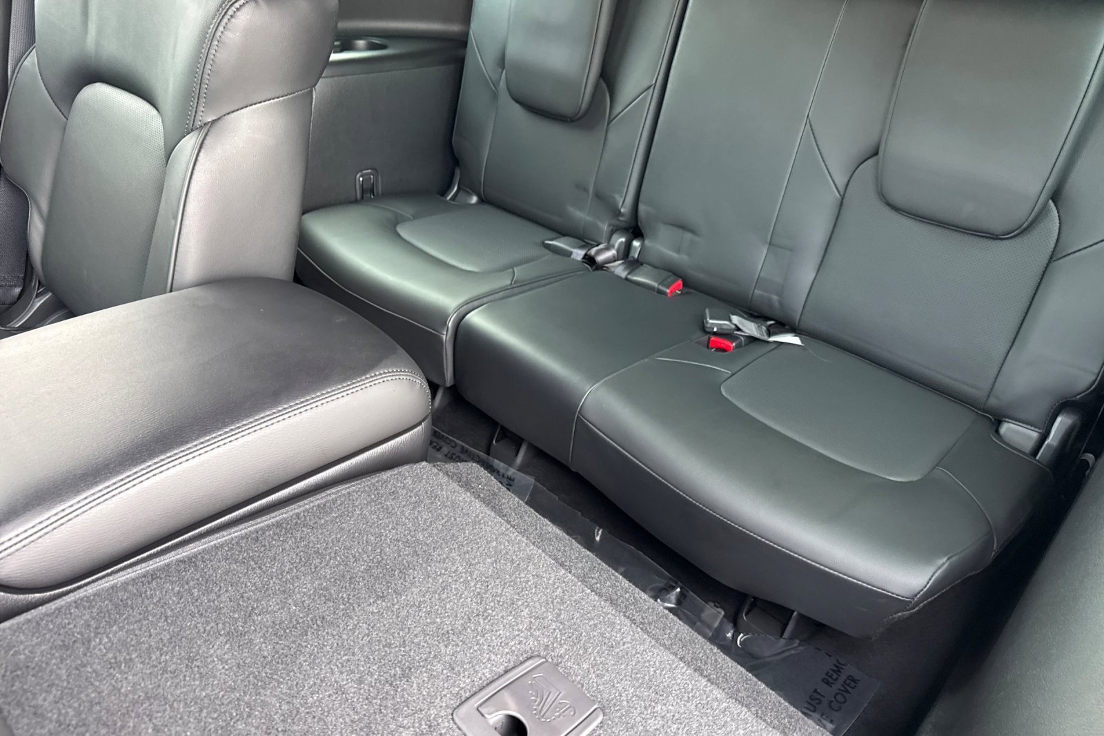 Used 2022 Nissan Armada SL w/ Midnight Edition Package image 14