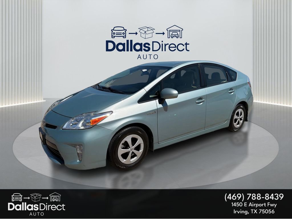 Used 2015 Toyota Prius Four FWD image 1