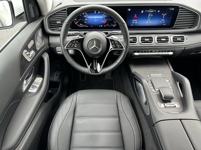 Used 2025 Mercedes-Benz GLS 450 GLS 450 image 12