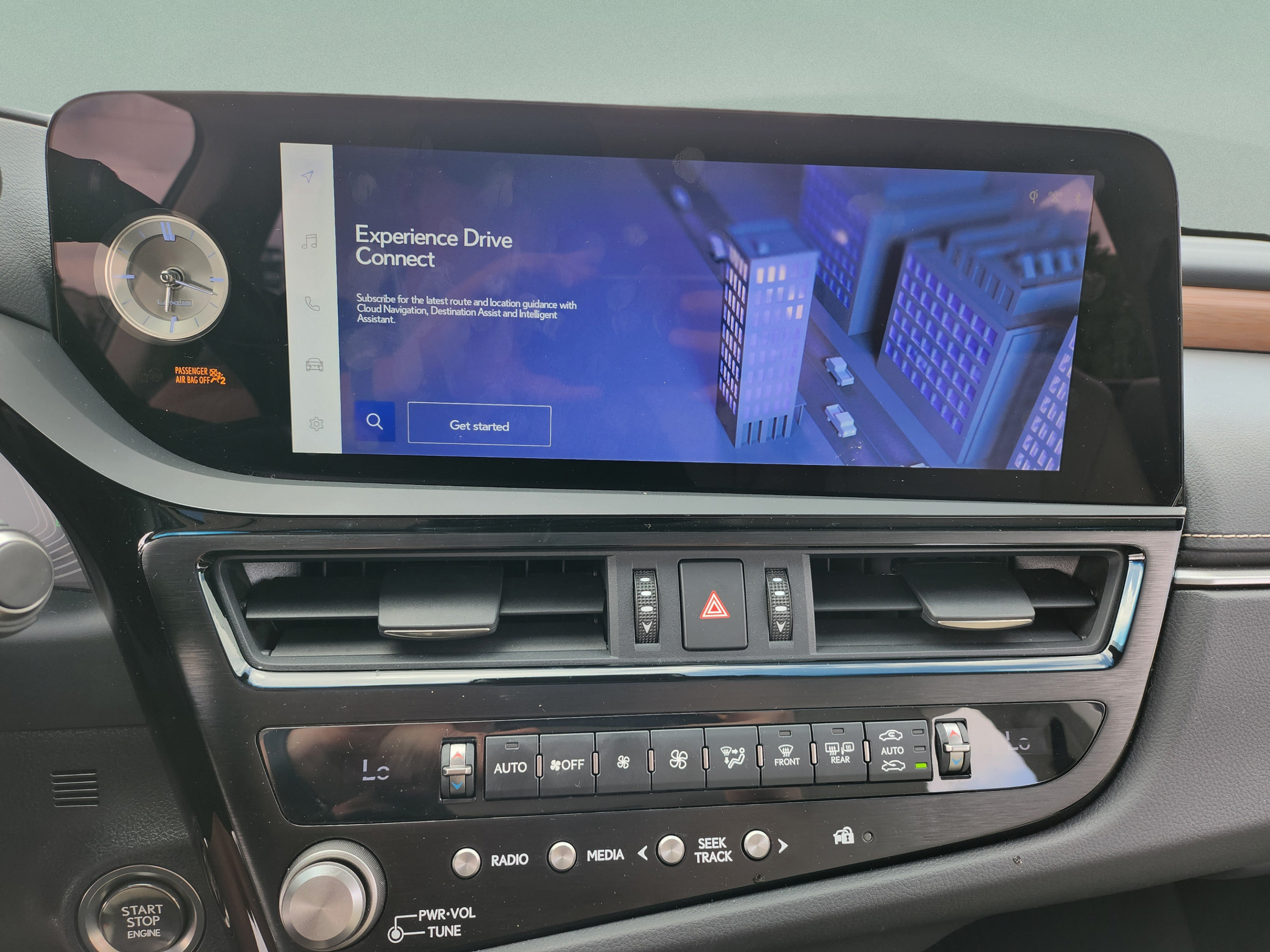 Certified 2024 Lexus ES 350 w/ Technology Package FWD image 16