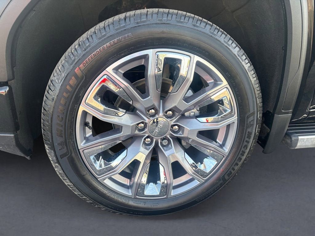 Used 2023 GMC Sierra 1500 Denali w/ Denali Reserve Package AWD/4WD image 9