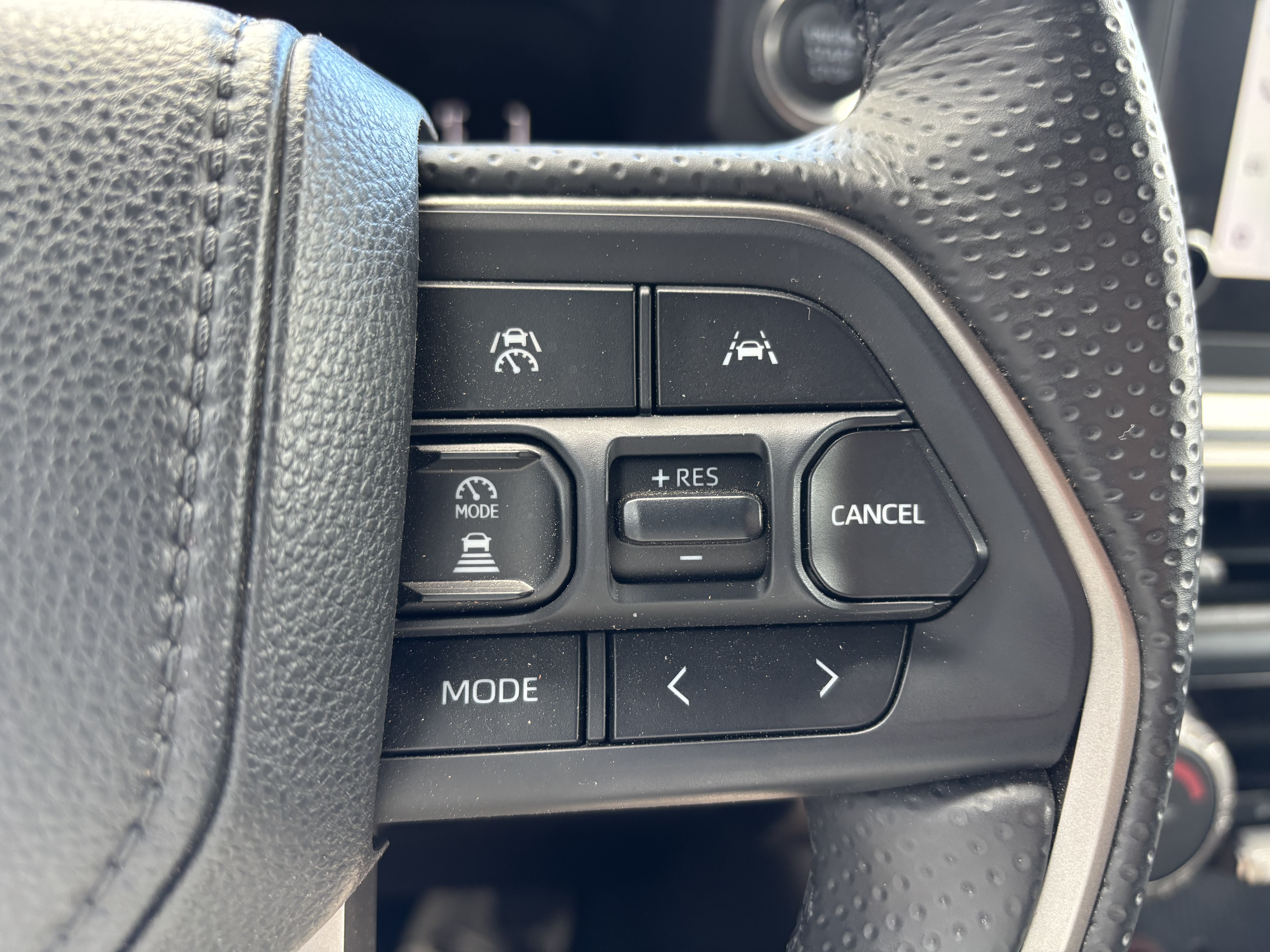 Certified 2025 Toyota 4Runner SR5 AWD/4WD image 20