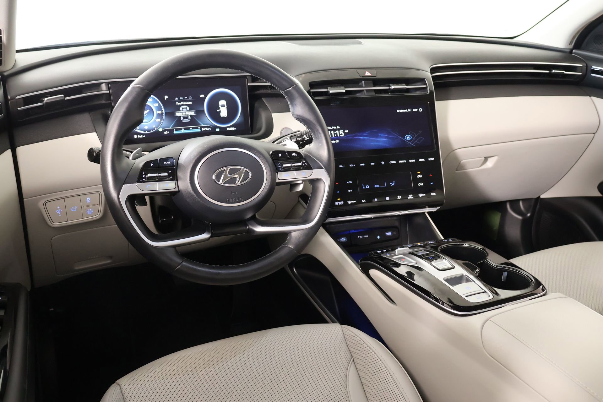 Certified 2023 Hyundai Tucson Limited image 2