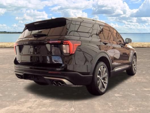 Used 2025 Ford Explorer Platinum w/ Ultimate Package AWD/4WD image 2
