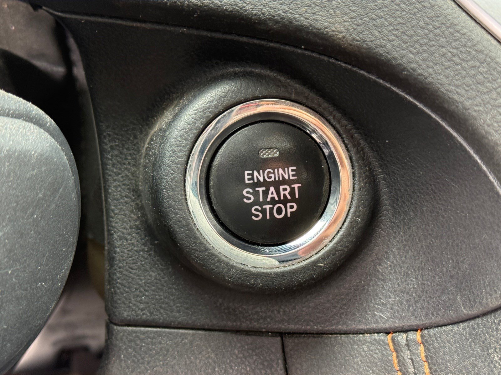 Used 2020 Subaru Crosstrek 2.0i Premium w/ Moonroof Package 2 AWD/4WD image 28