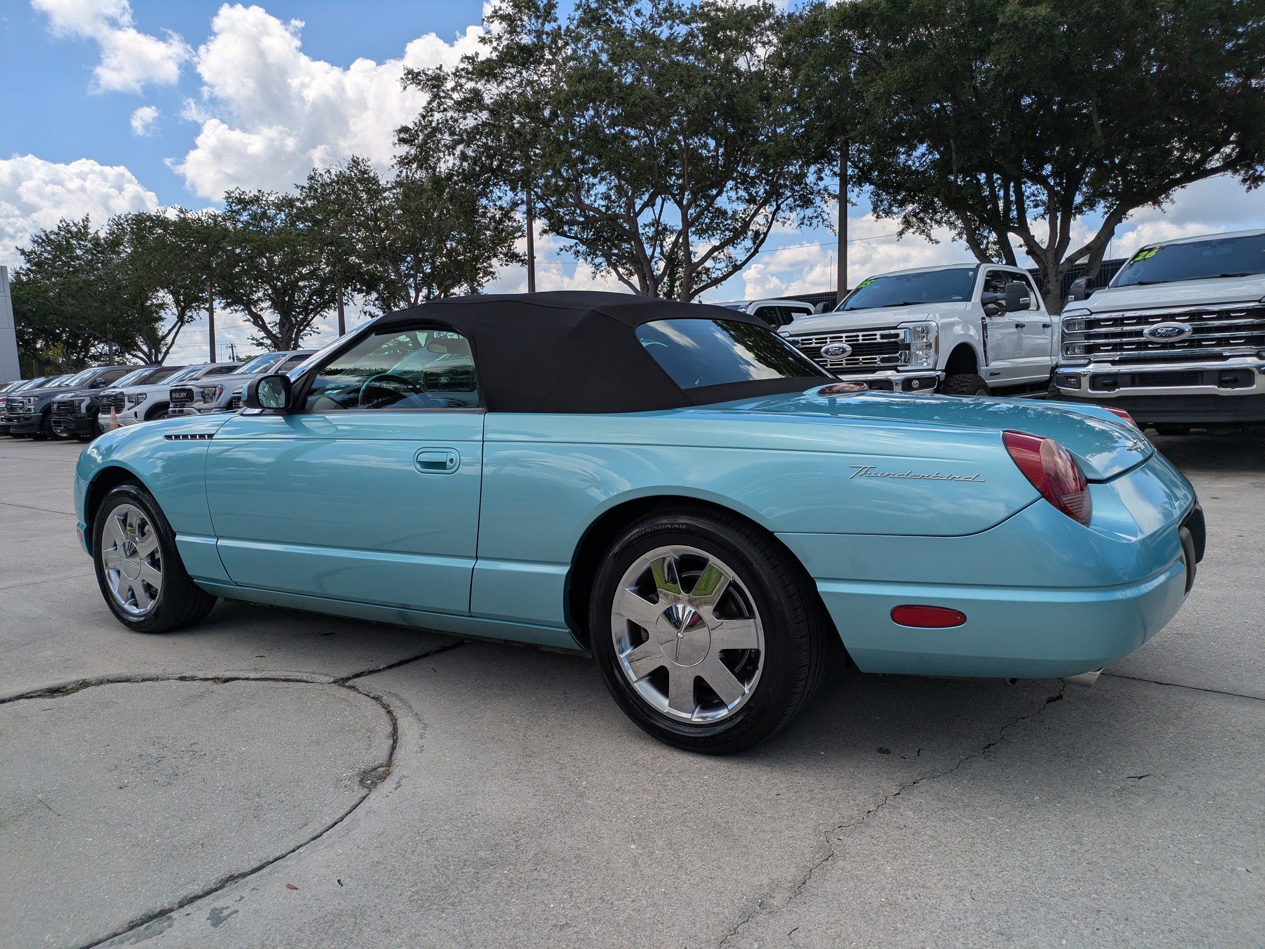 Used 2002 Ford Thunderbird RWD image 6
