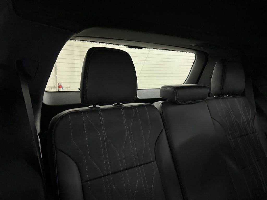 New 2026 Buick Enclave Avenir w/ Super Cruise Package image 24