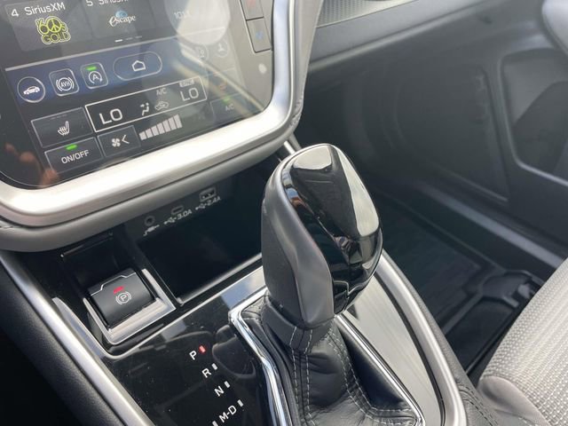 Used 2025 Subaru Outback Premium image 30