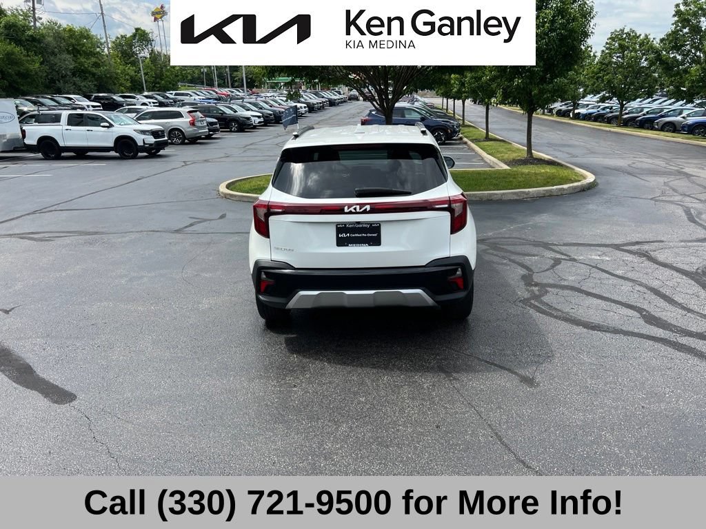 Certified 2024 Kia Seltos EX FWD image 13
