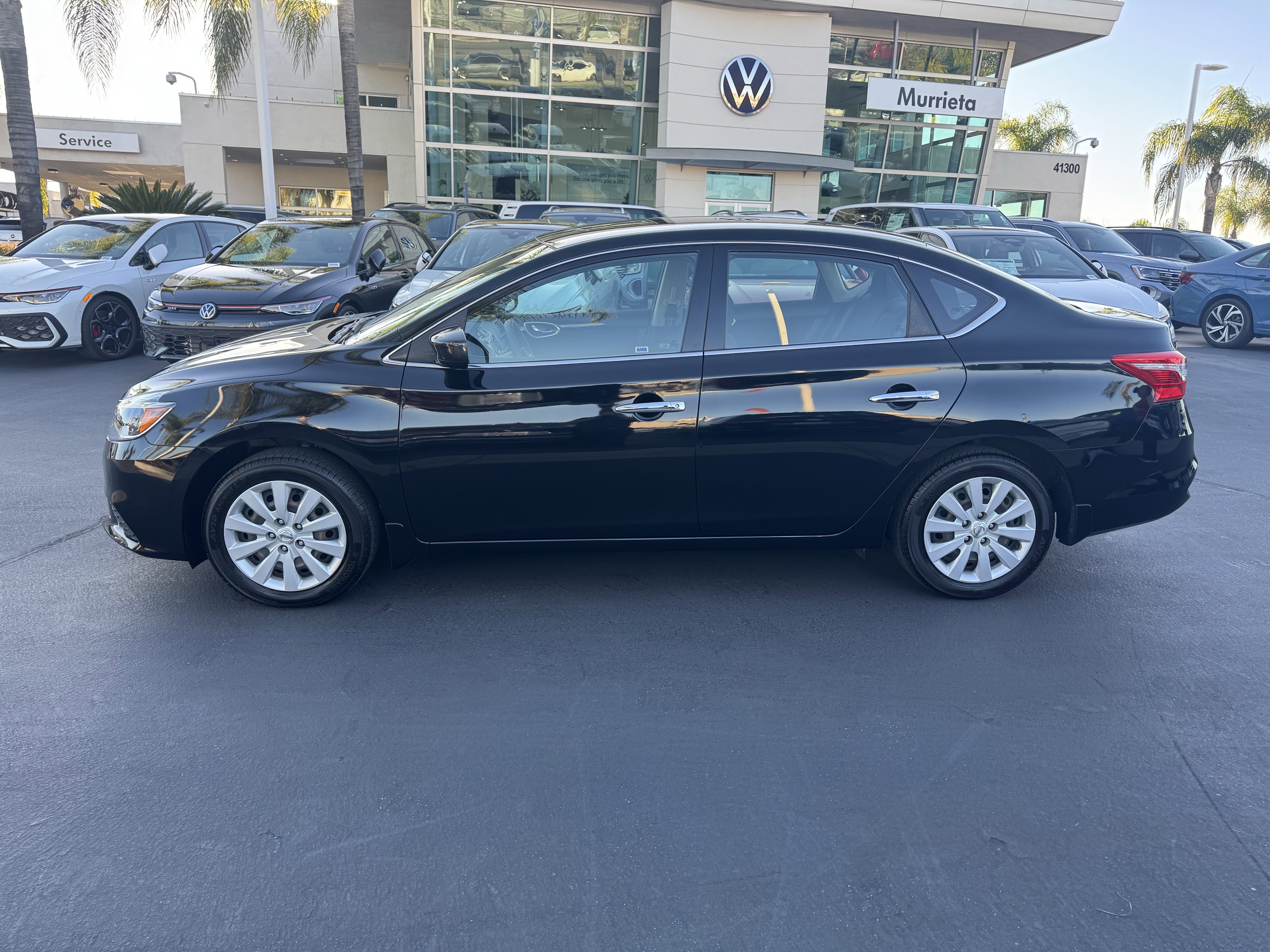 Used 2016 Nissan Sentra SV image 6