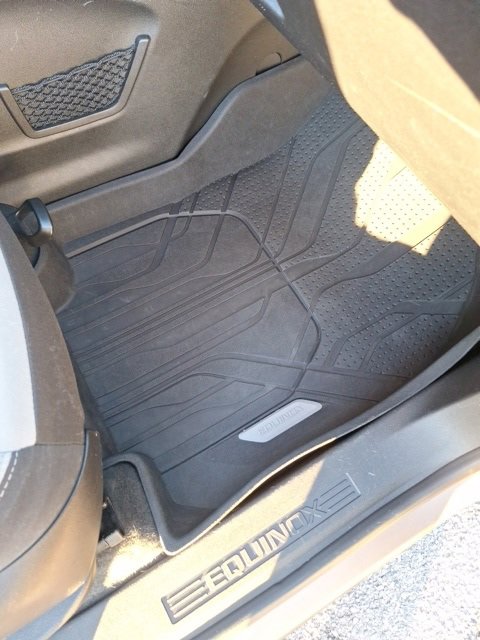 Used 2018 Chevrolet Equinox LT w/ Sun & Infotainment Package image 27