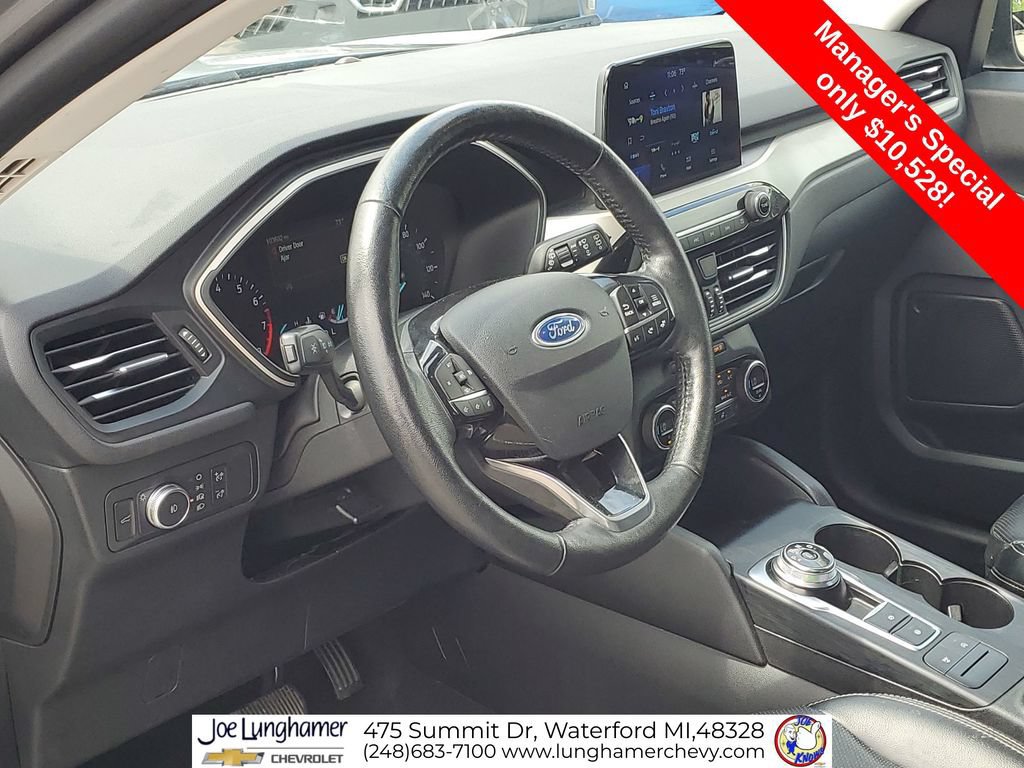 Used 2021 Ford Escape SEL FWD image 11