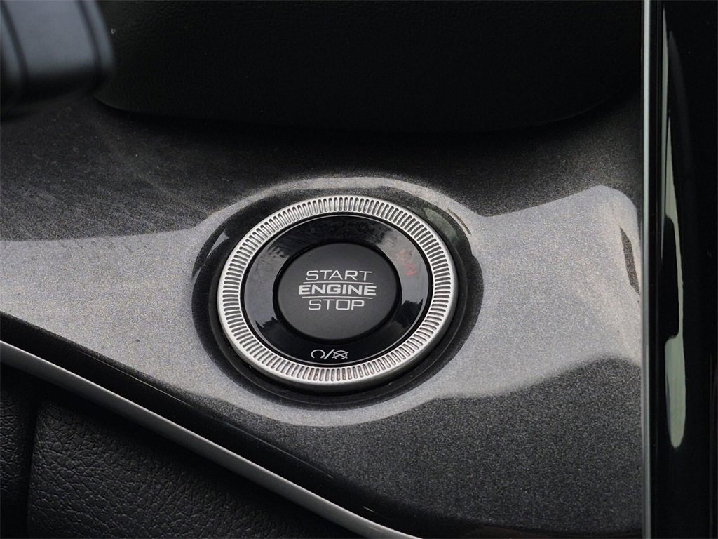 Used 2023 Jeep Grand Cherokee Altitude image 25