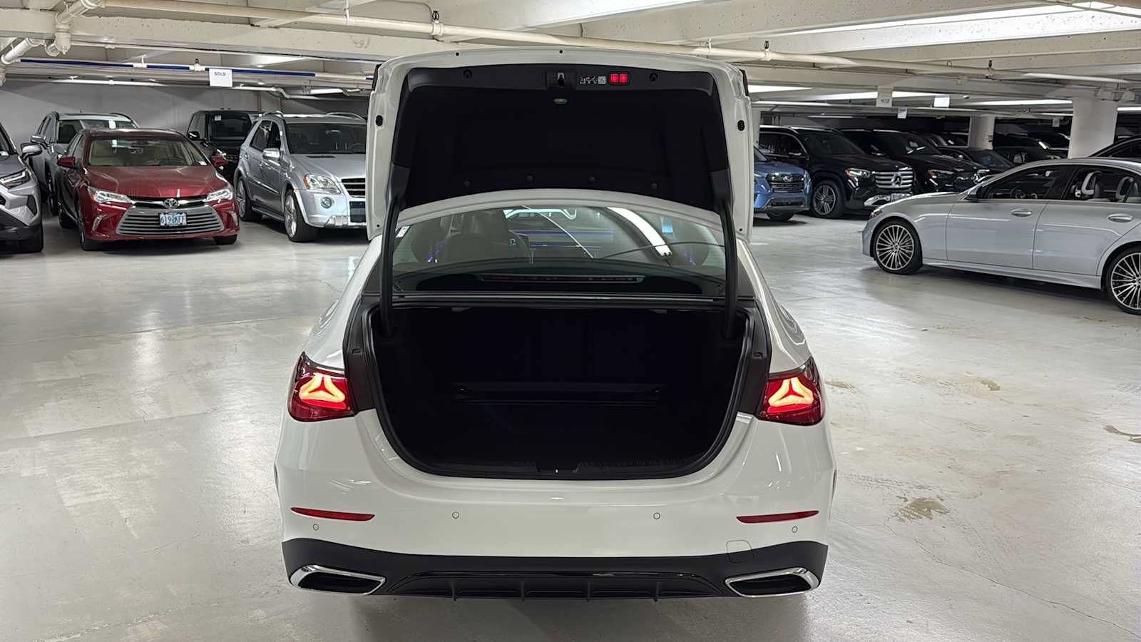 New 2027 Mercedes-Benz E 450 4MATIC Sedan image 32