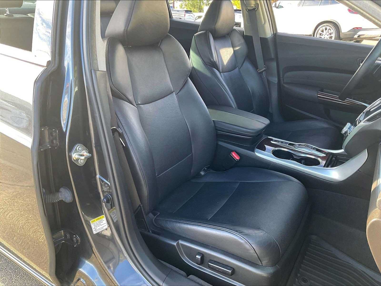 Used 2016 Acura TLX w/ Technology Package AWD/4WD image 10