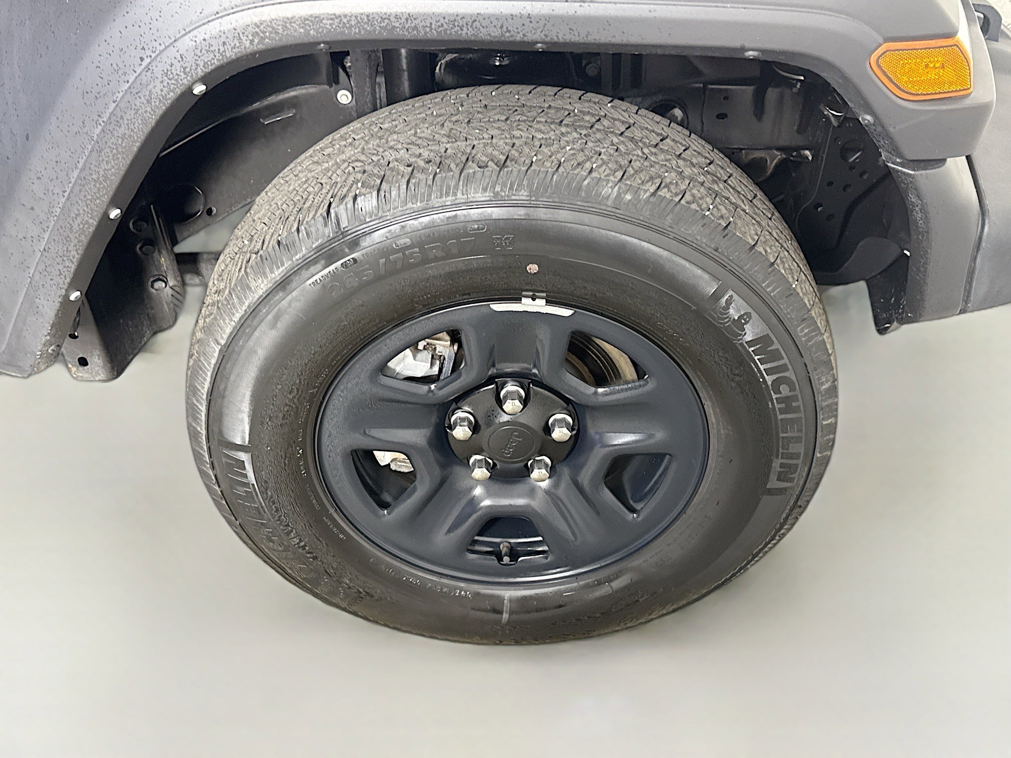 Used 2022 Jeep Wrangler Unlimited Sport image 32