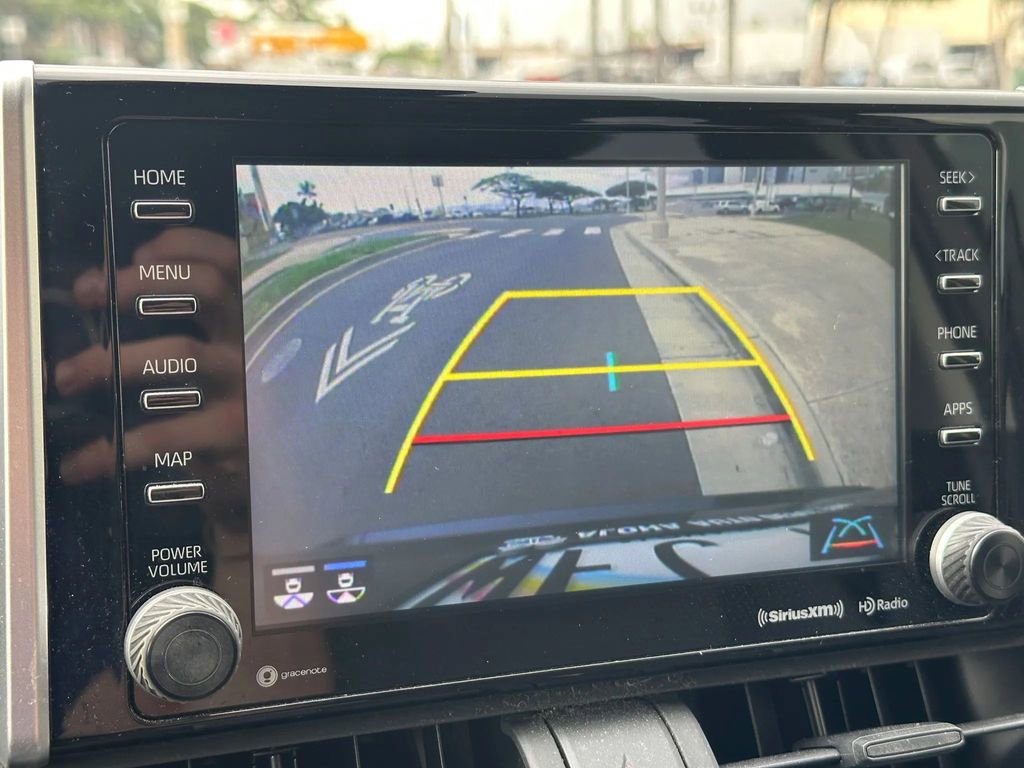 Used 2021 Toyota RAV4 XLE image 18