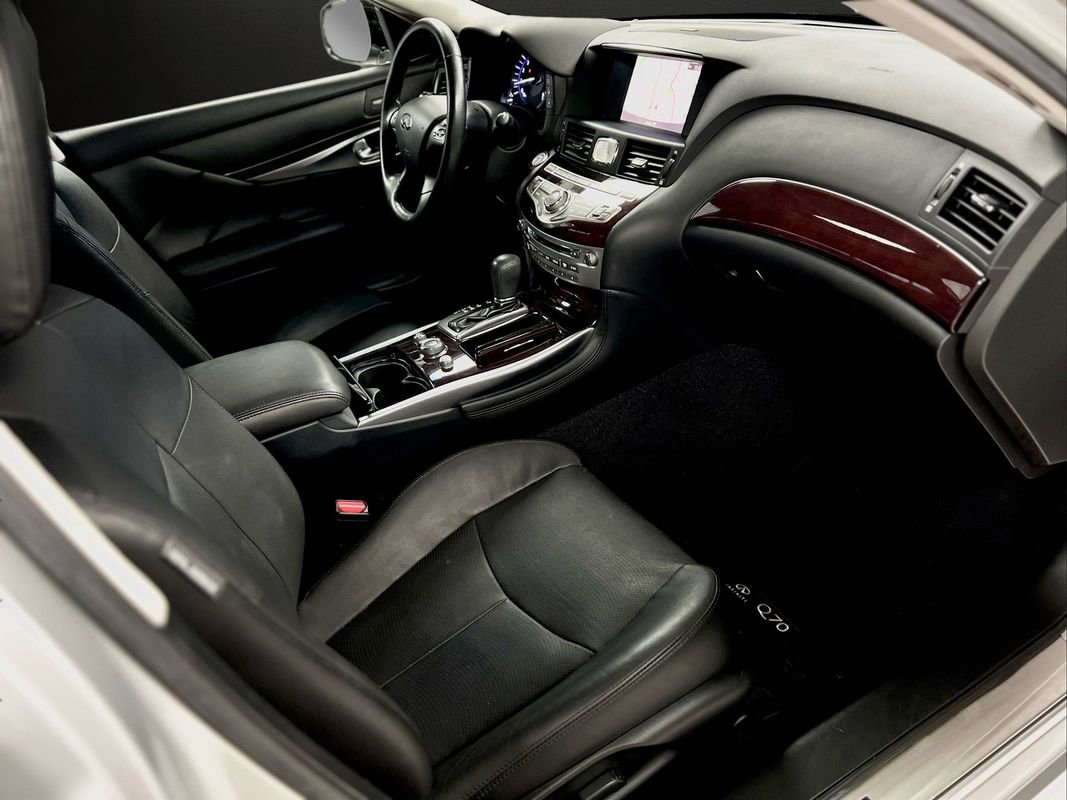 Used 2019 INFINITI Q70 L 3.7 AWD/4WD image 15