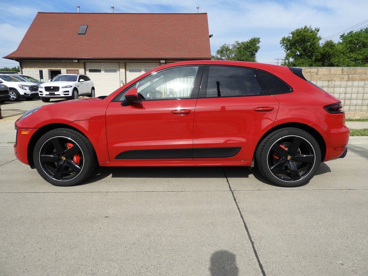 Used 2018 Porsche Macan GTS AWD/4WD image 5