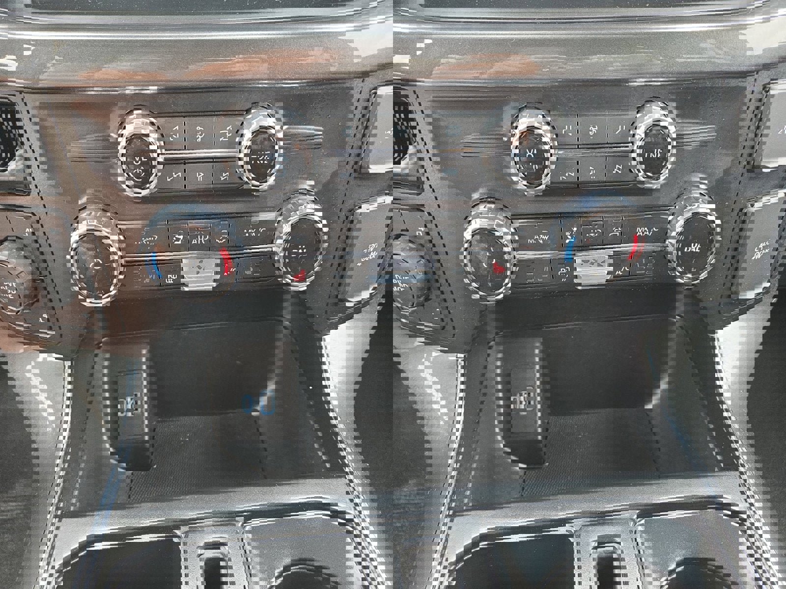 Certified 2023 Ford F150 XLT w/ Equipment Group 302A High image 20