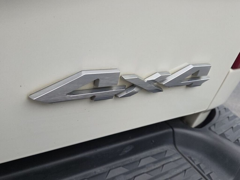 Used 2024 RAM 3500 Limited w/ Towing Technology Group AWD/4WD image 14