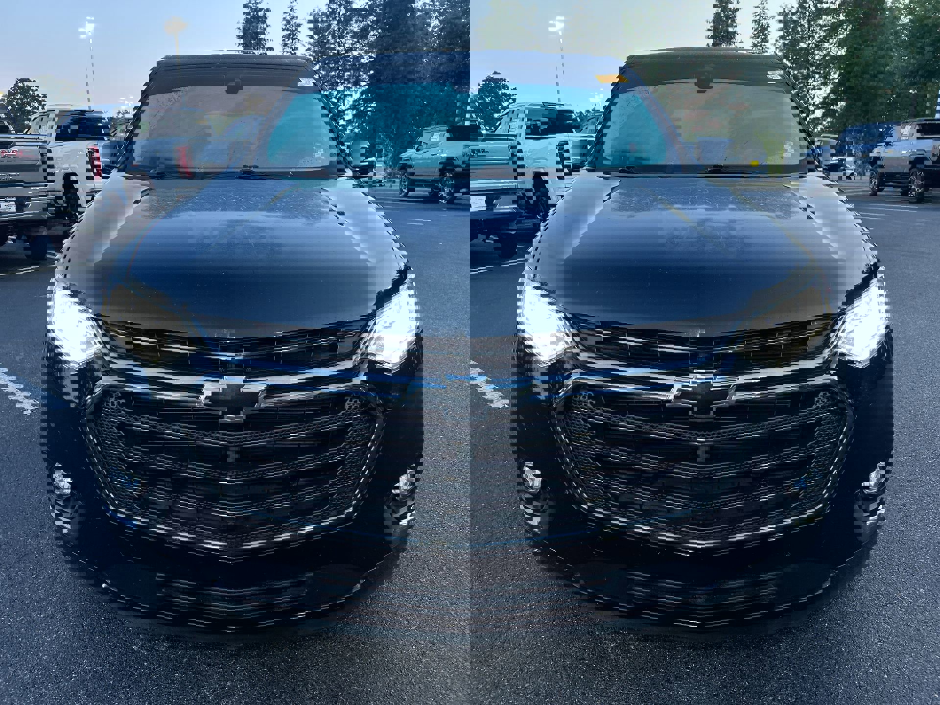 Used 2019 Chevrolet Traverse Premier w/ Redline Edition image 3