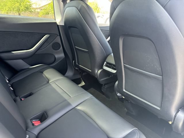 Used 2021 Tesla Model Y AWD image 13