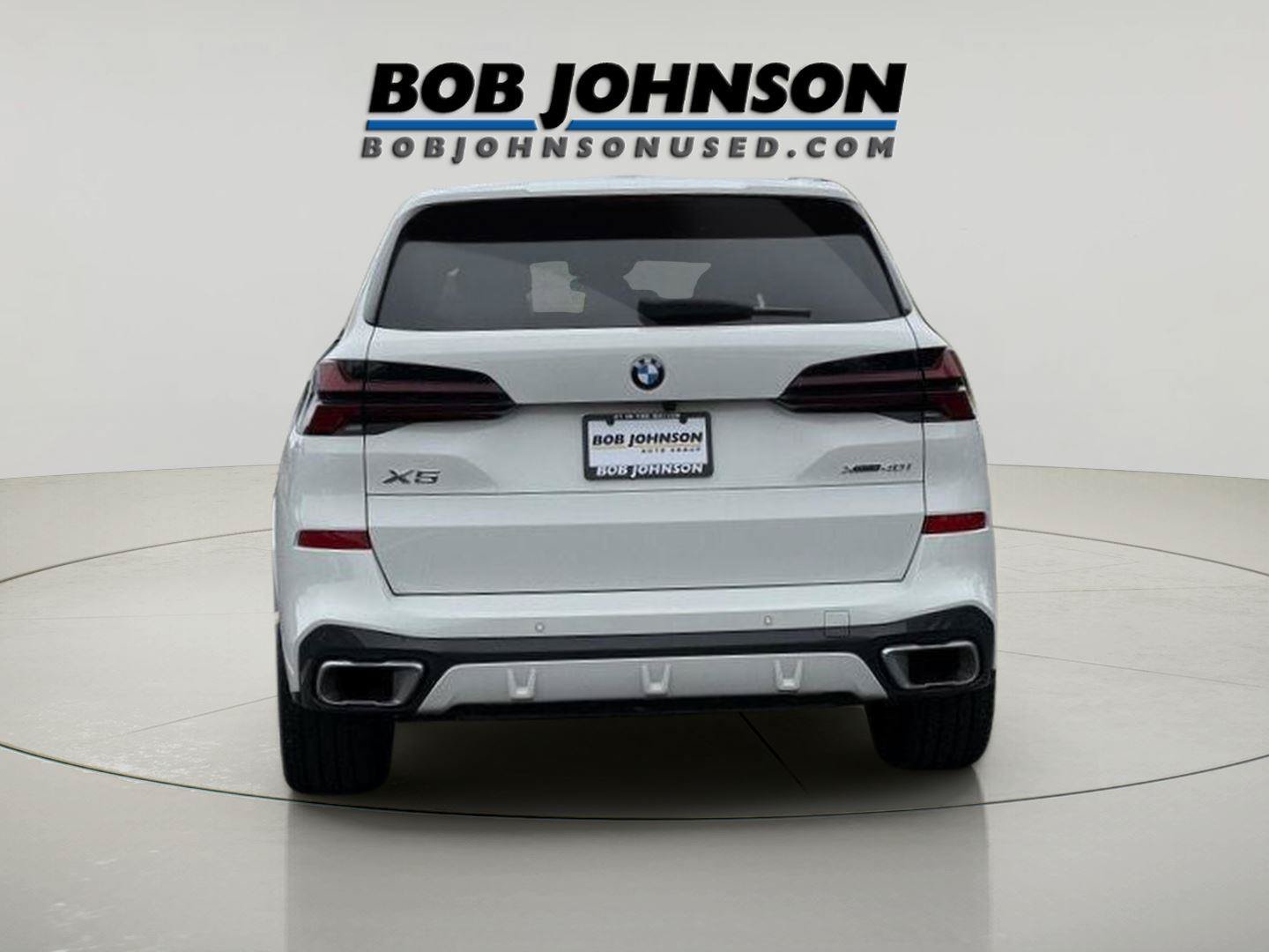Used 2024 BMW X5 xDrive40i w/ M Sport Package AWD/4WD image 3