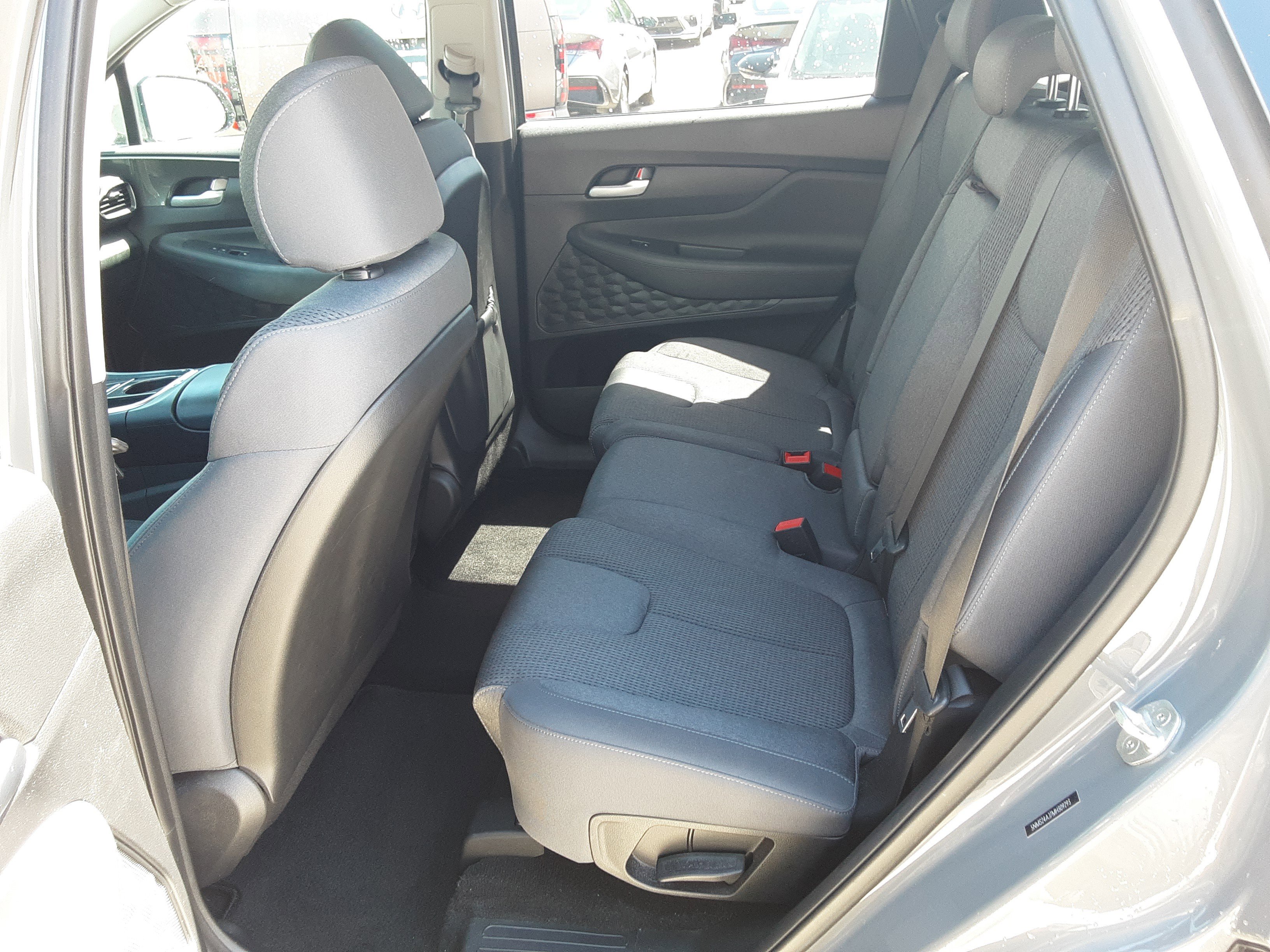 Used 2021 Hyundai Santa Fe SEL image 12