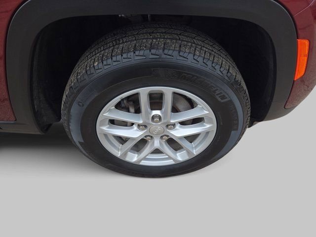 Used 2024 Jeep Grand Cherokee Laredo X AWD/4WD image 36