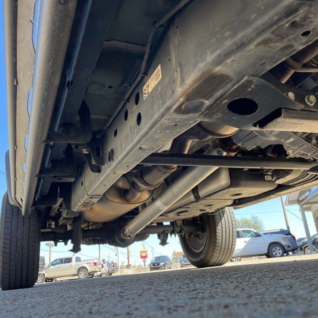 Used 2019 Chevrolet Colorado ZR2 image 16