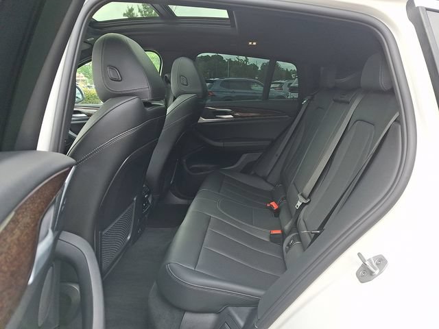 Used 2024 BMW X4 xDrive30i w/ Parking Assistance Package AWD/4WD image 12