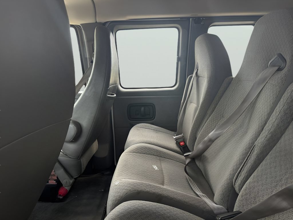 Used 2014 Chevrolet Express 2500 LT w/ LT Preferred Equipment Group RWD image 7