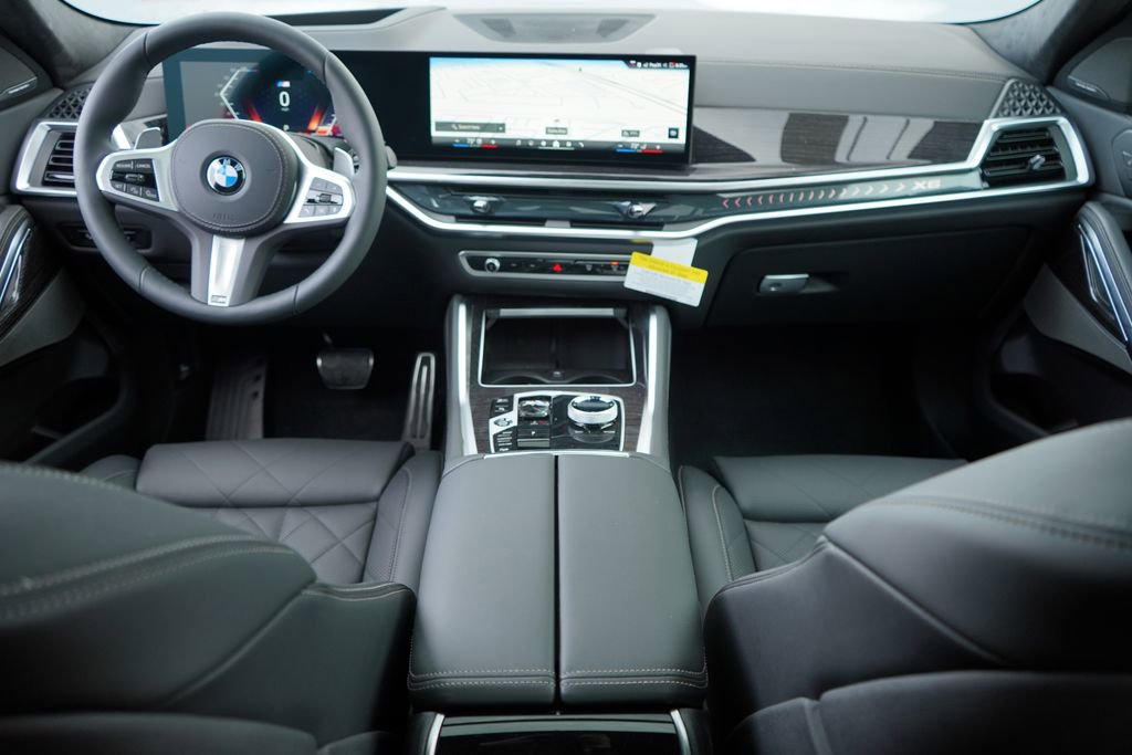 New 2026 BMW X6 xDrive40i w/ Executive Package image 13