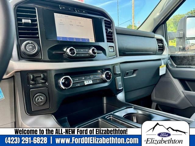 New 2023 Ford F150 XLT w/ Equipment Group 301A Mid image 16