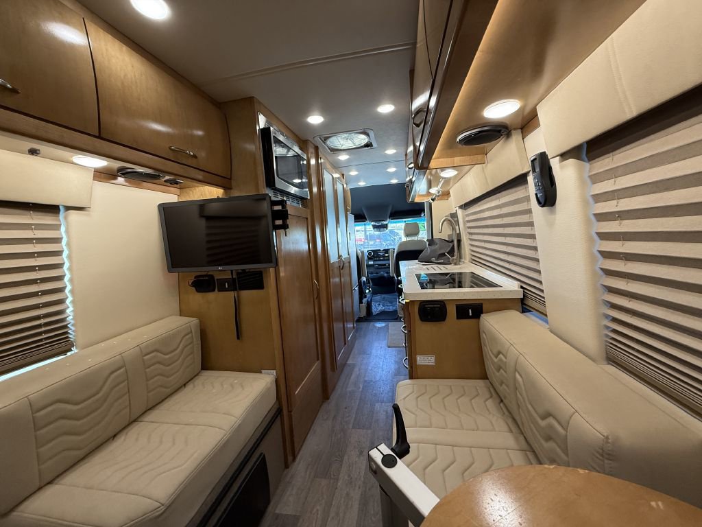 Used 2022 Mercedes-Benz Sprinter 3500 image 23