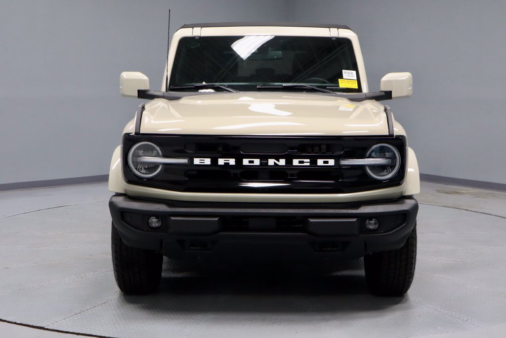 Certified 2025 Ford Bronco Outer Banks AWD/4WD image 7