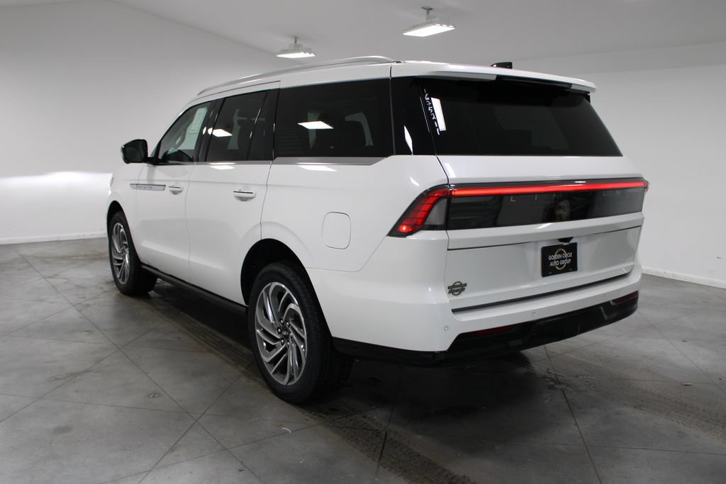 New 2026 Lincoln Navigator Reserve AWD/4WD image 6