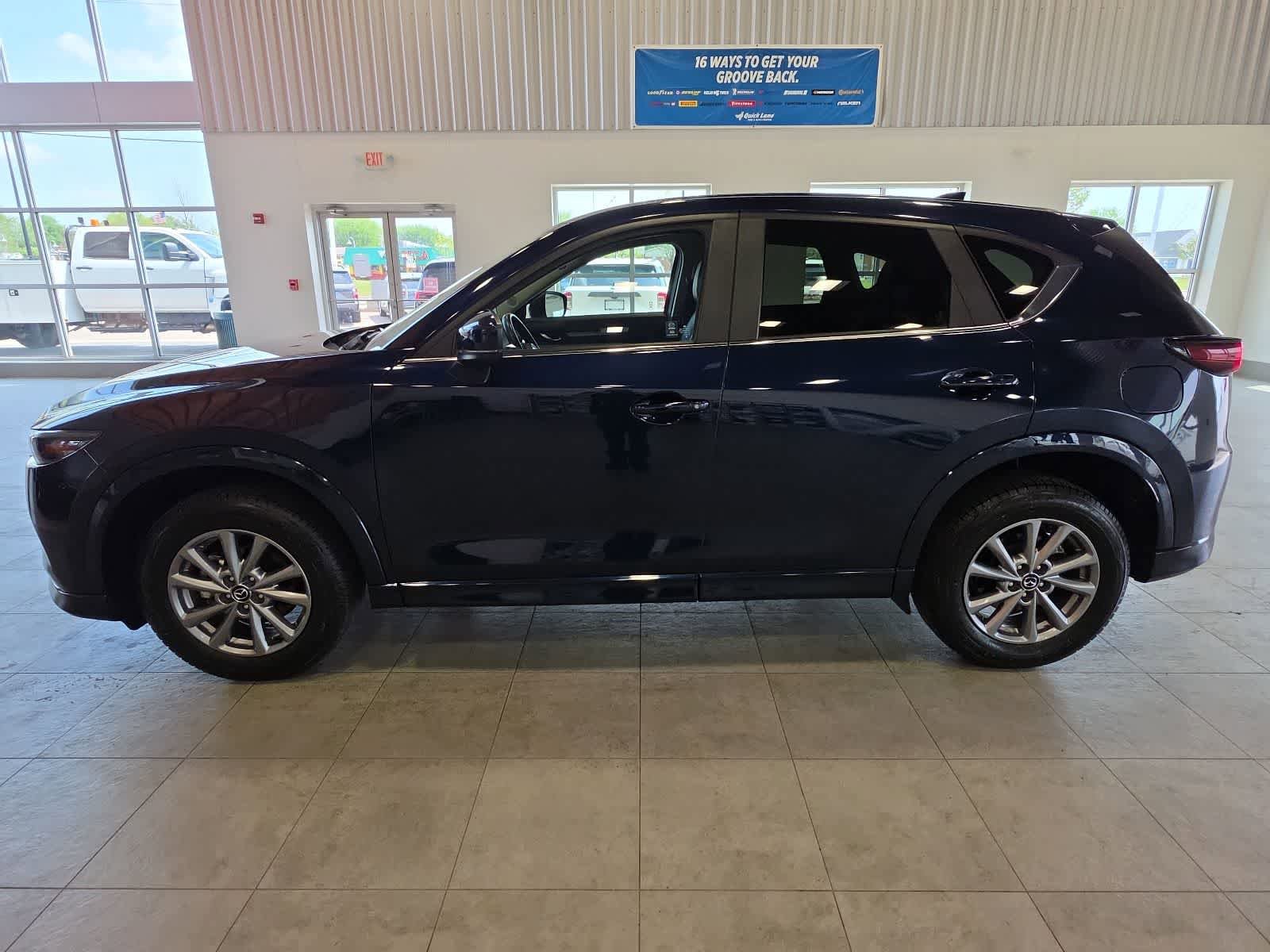 Used 2025 MAZDA CX-5 AWD 2.5 S w/ Select Package image 12