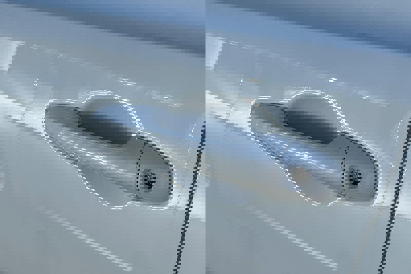 Used 2018 Toyota RAV4 XLE image 19