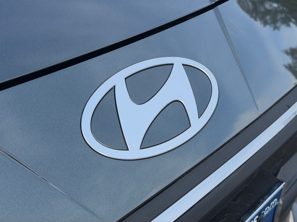 Certified 2025 Hyundai Elantra Sport FWD image 34
