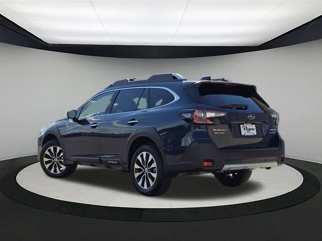 New 2025 Subaru Outback Touring XT image 5