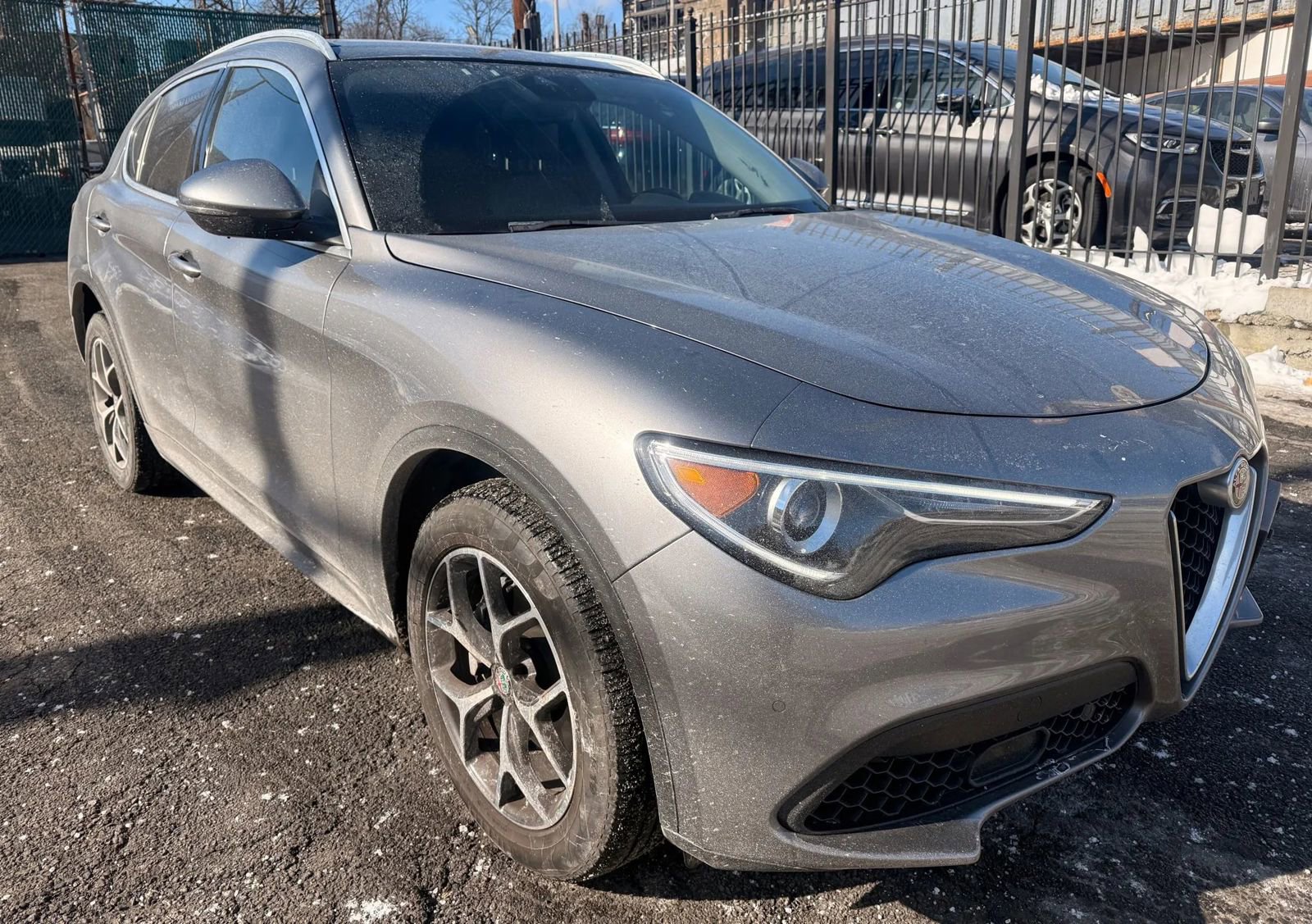 Used 2019 Alfa Romeo Stelvio Ti image 3