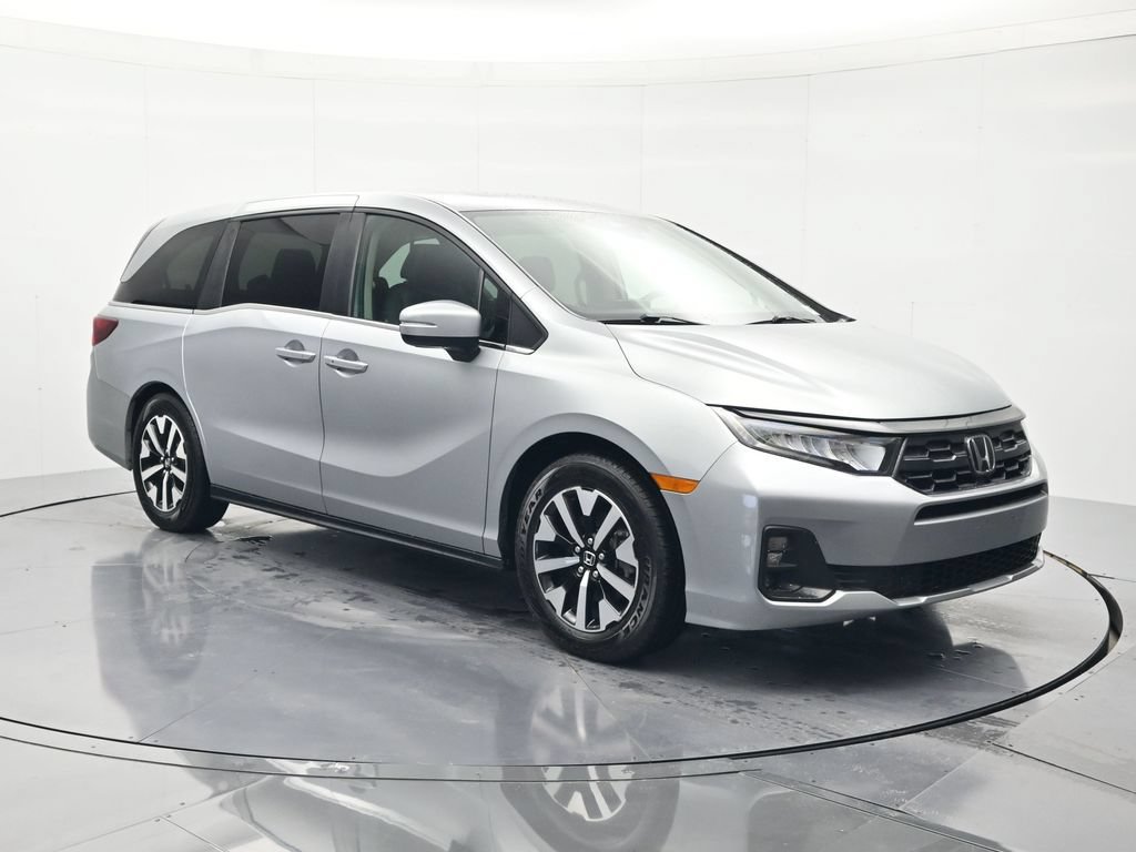 Used 2025 Honda Odyssey EX-L image 3