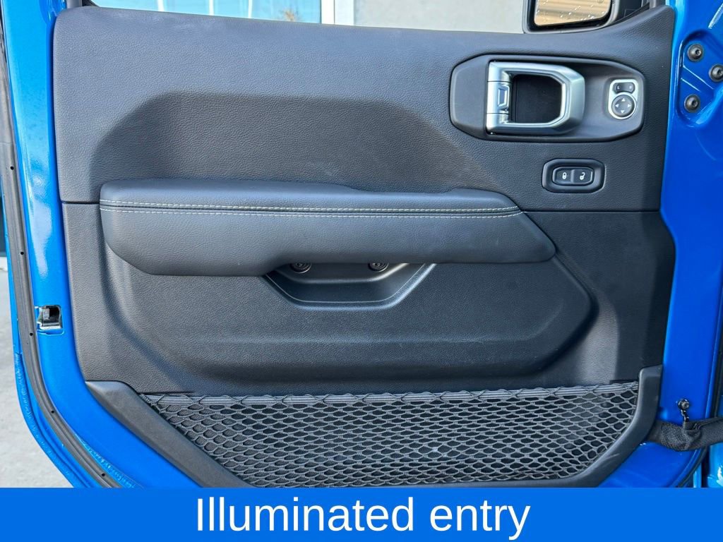 Used 2021 Jeep Wrangler Unlimited Sahara w/ Cold Weather Group image 12