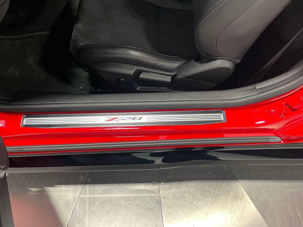 Used 2015 Chevrolet Camaro Z/28 RWD image 61