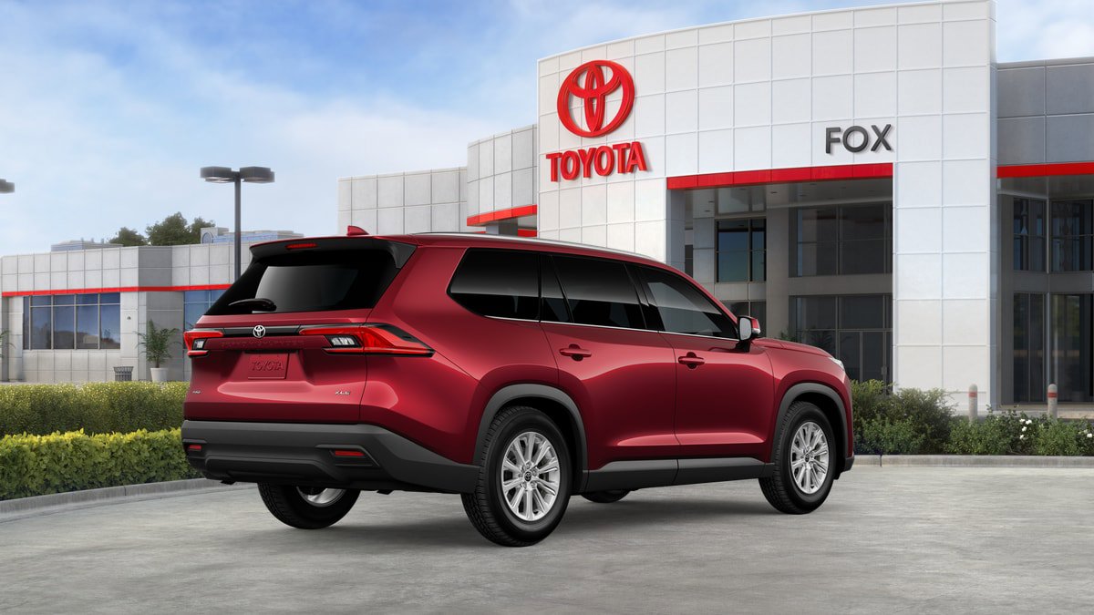 New 2026 Toyota Grand Highlander XLE image 9