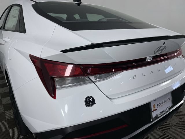 New 2026 Hyundai Elantra Sport FWD image 34