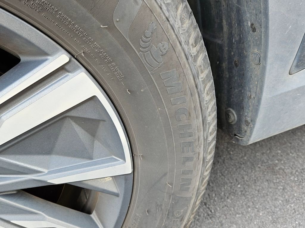 Used 2022 Hyundai Tucson Blue image 10